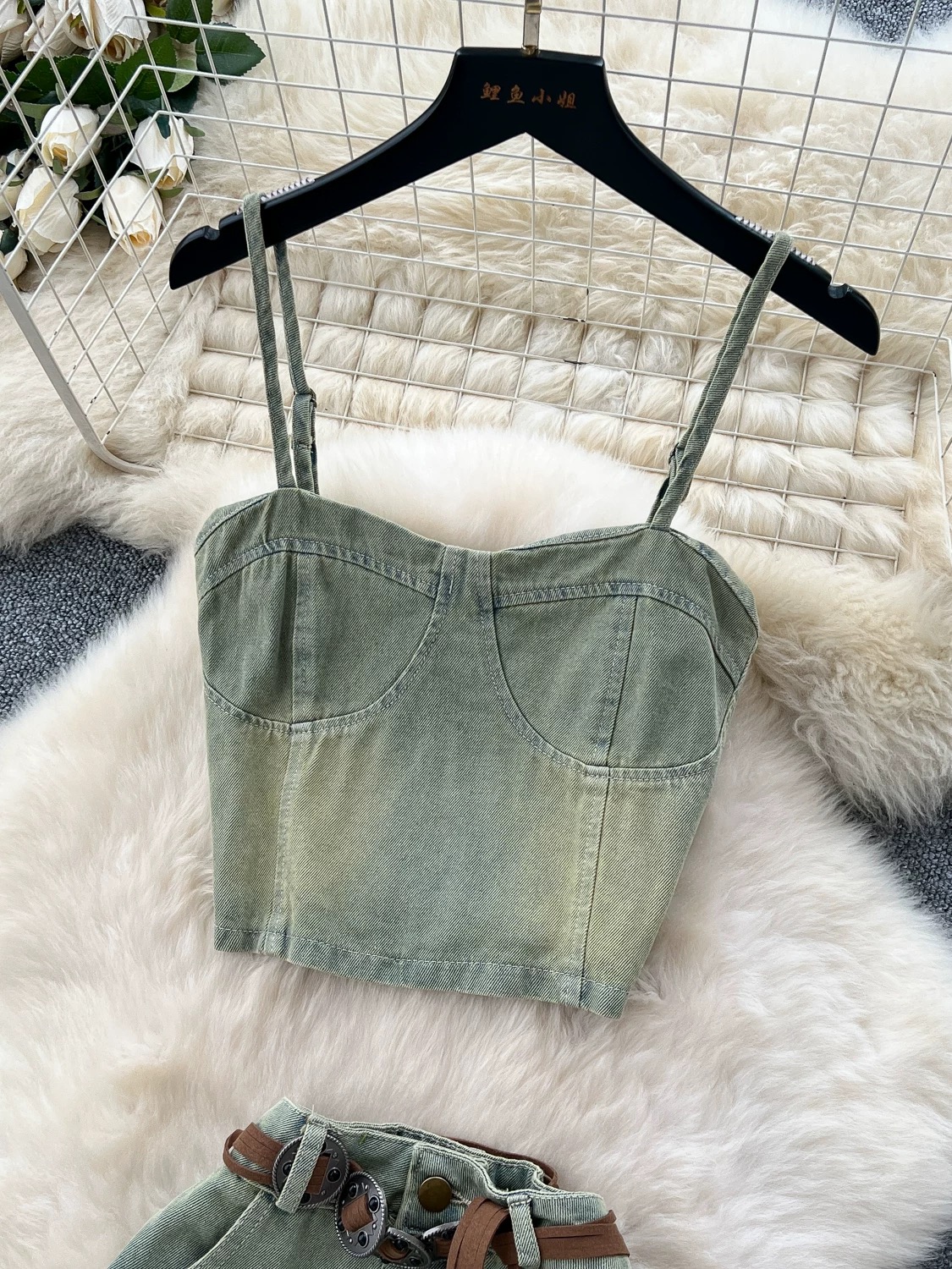 Classy babe set DTP221 images